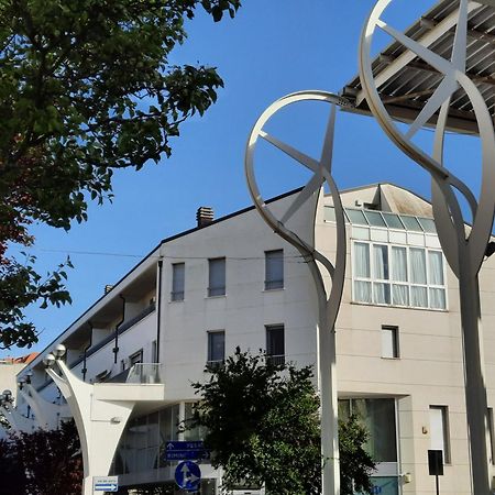 Centromare Leilighet Cattolica Eksteriør bilde